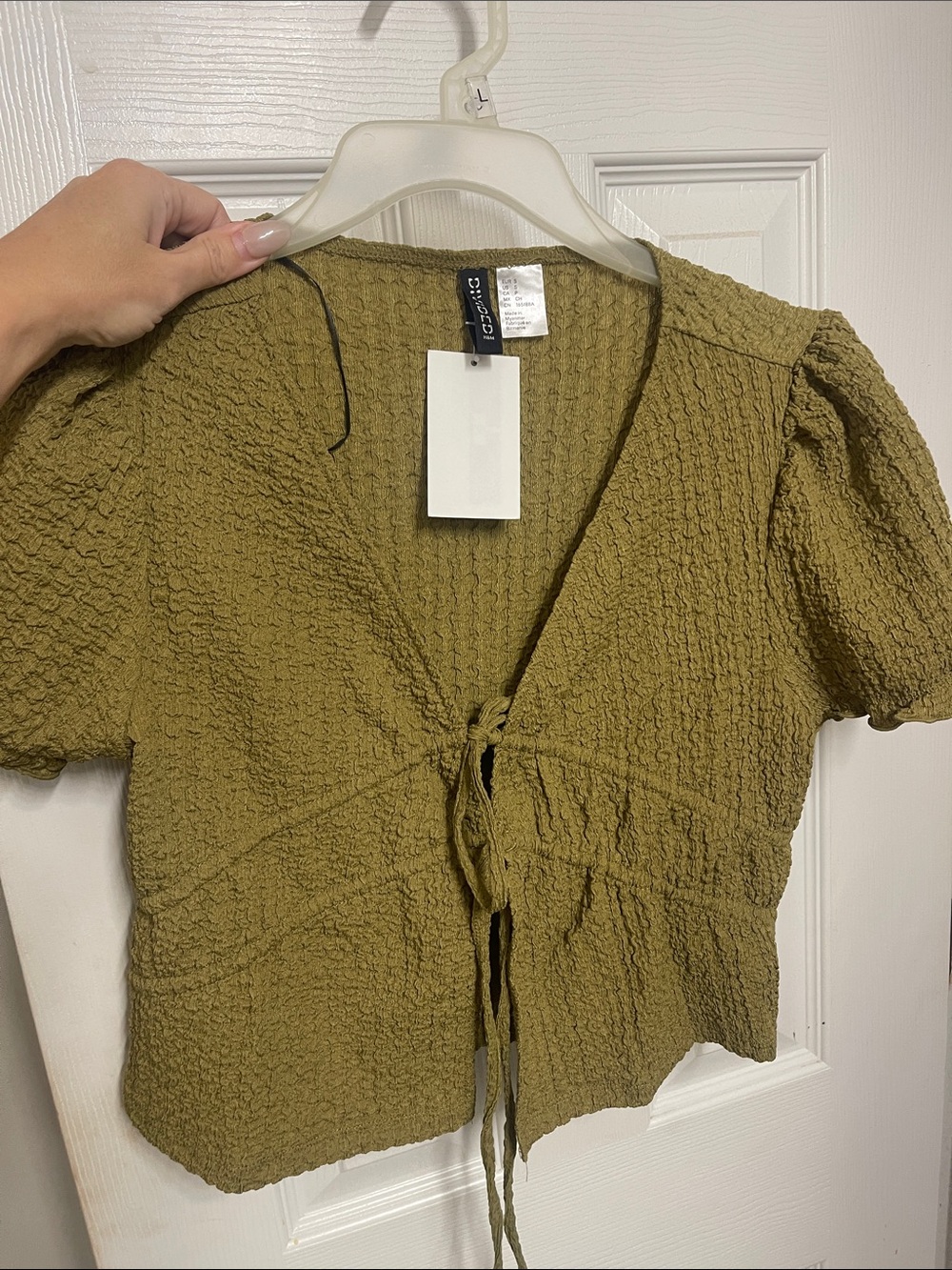 H&M Olive Textured Tie-Front Puff Sleeve Crop Top